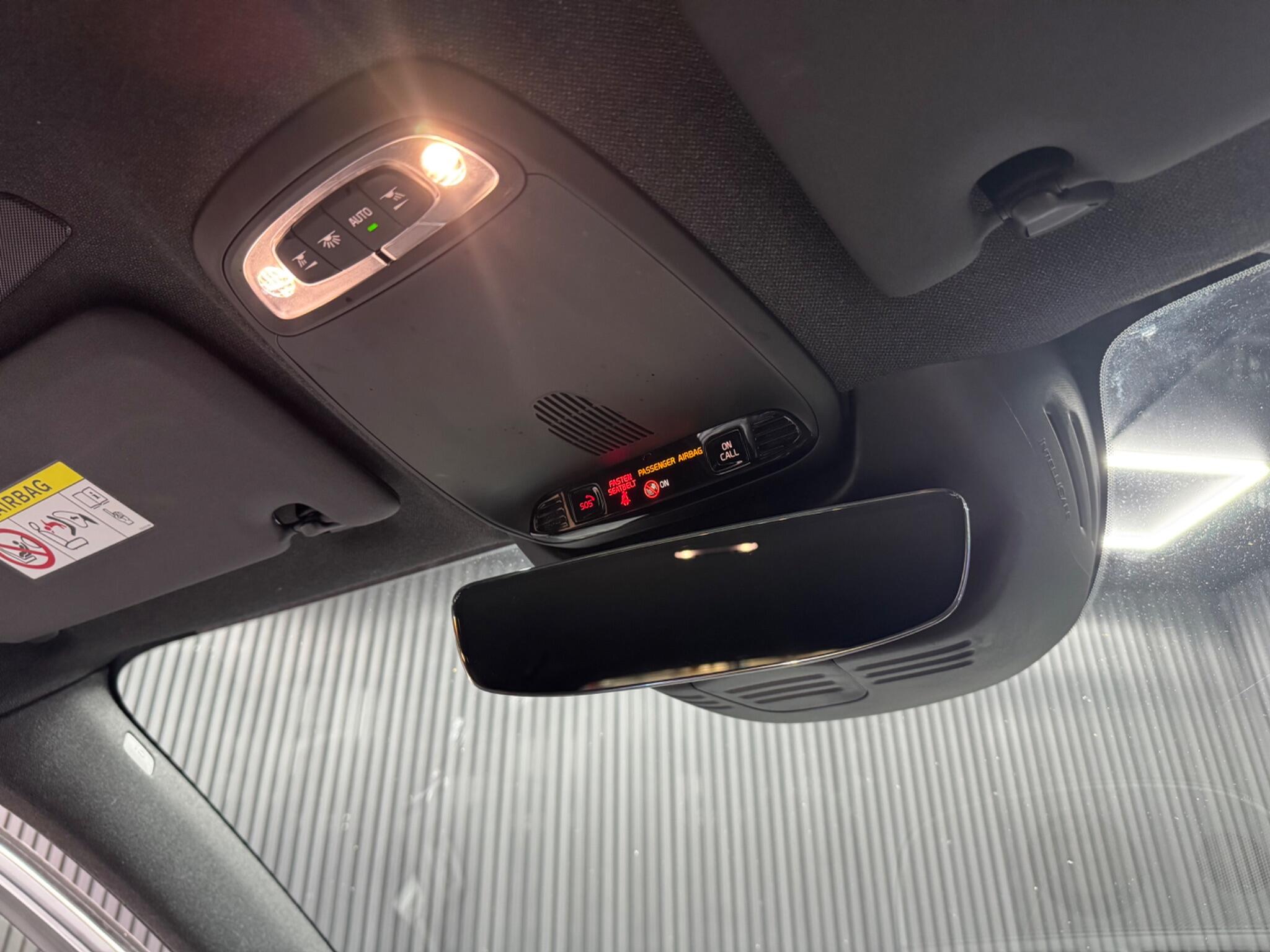 Volvo XC40 view 48