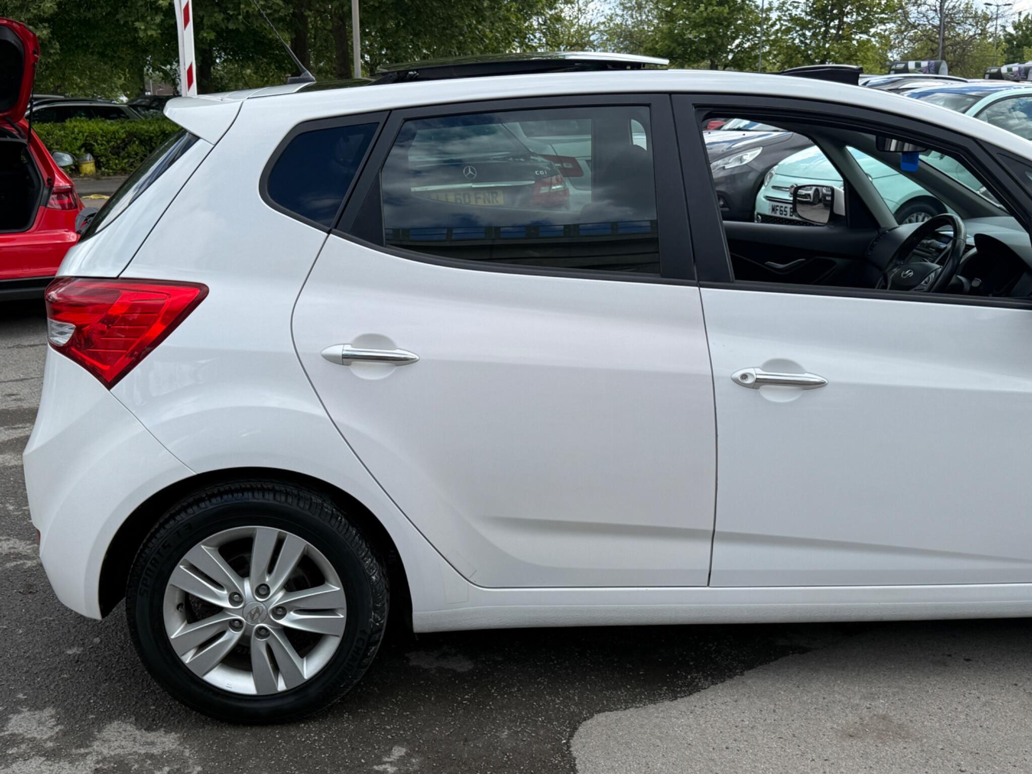 Hyundai ix20 - Image 24