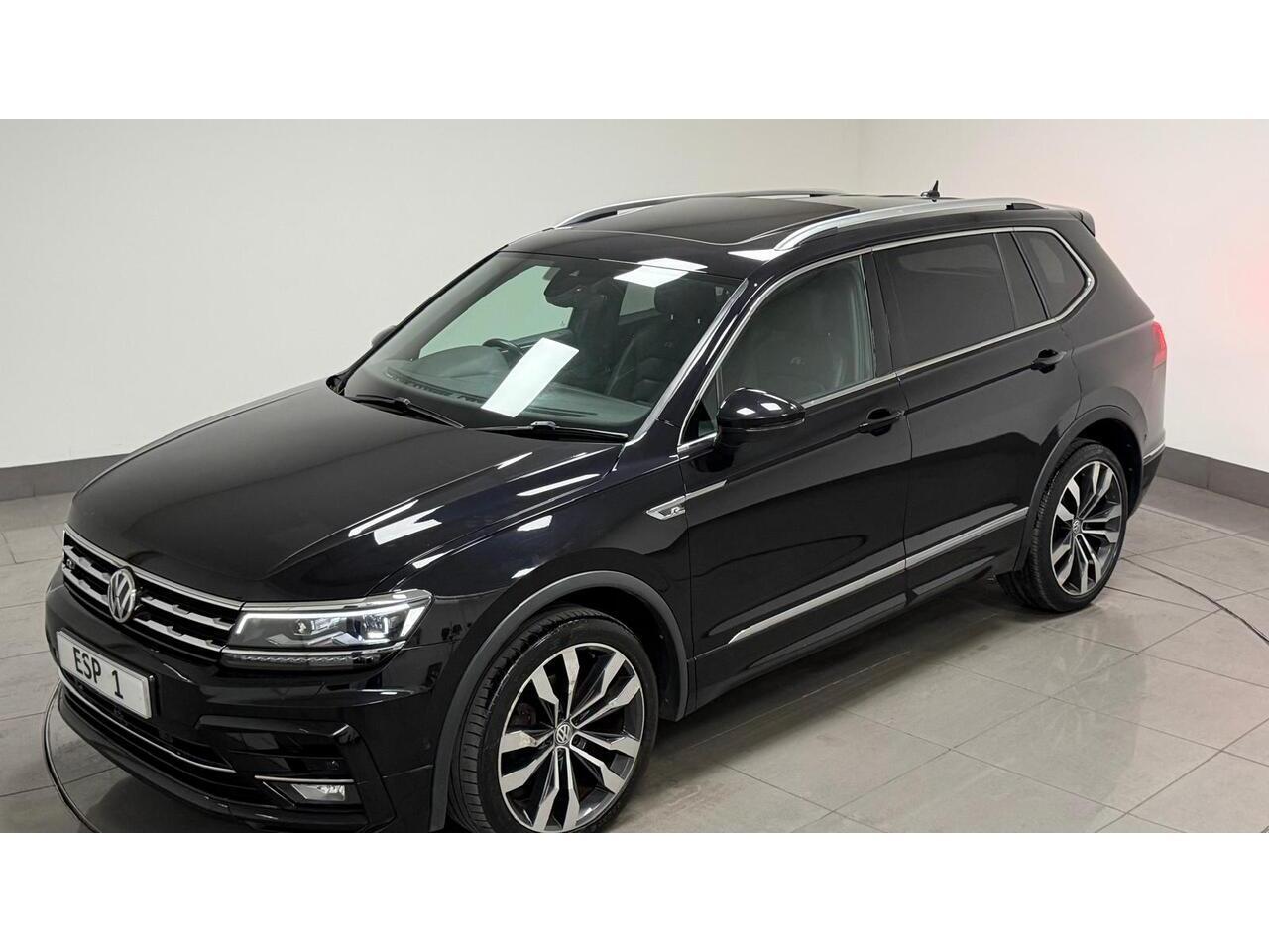 Volkswagen Tiguan Allspace view 13