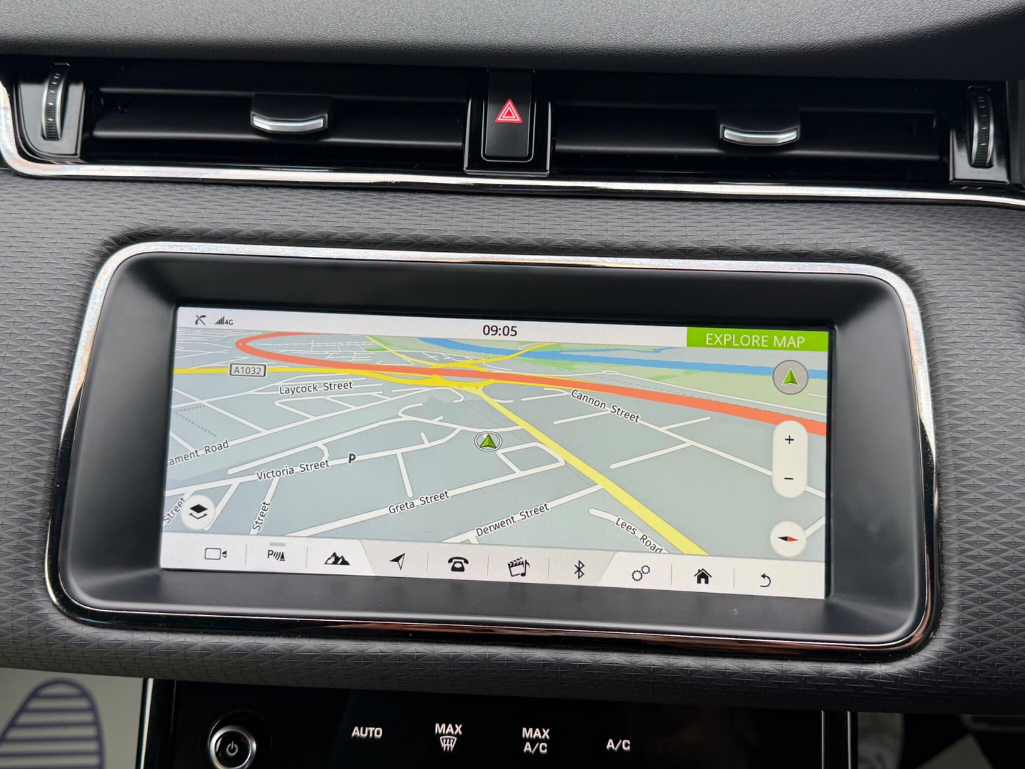 Land Rover Range Rover Evoque view 20