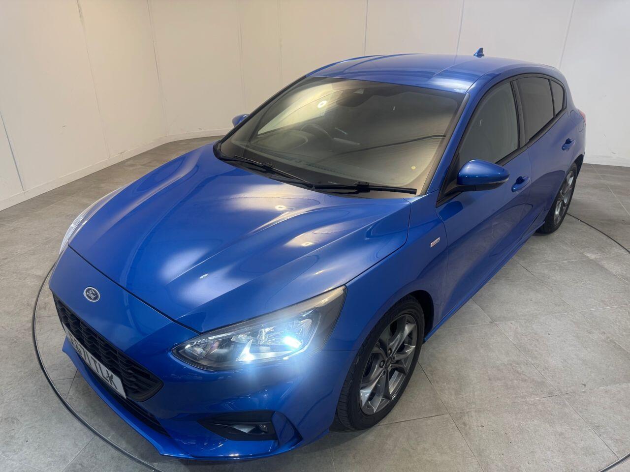 Ford Focus view 14