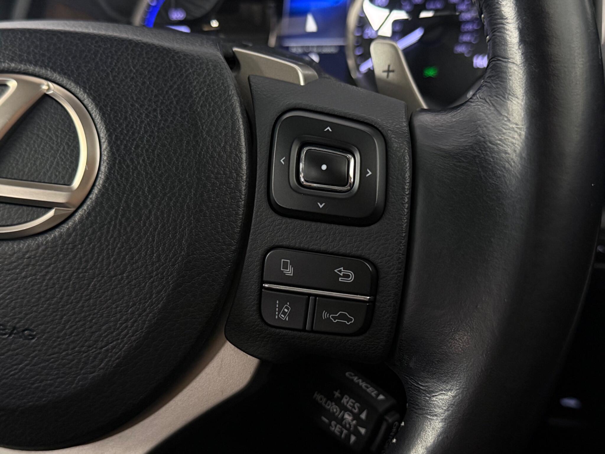 Lexus Is view 15