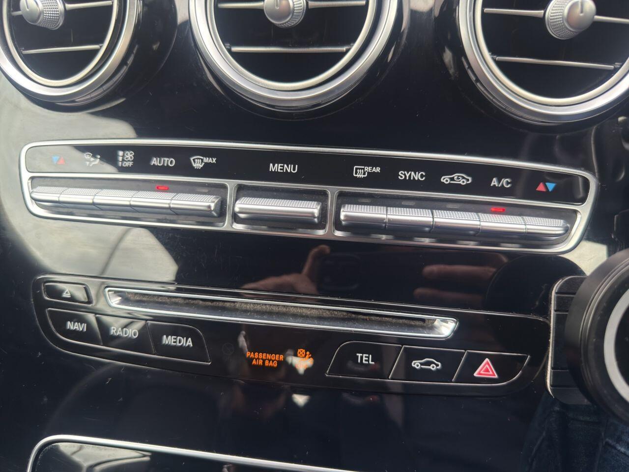 Mercedes-Benz C Class view 38