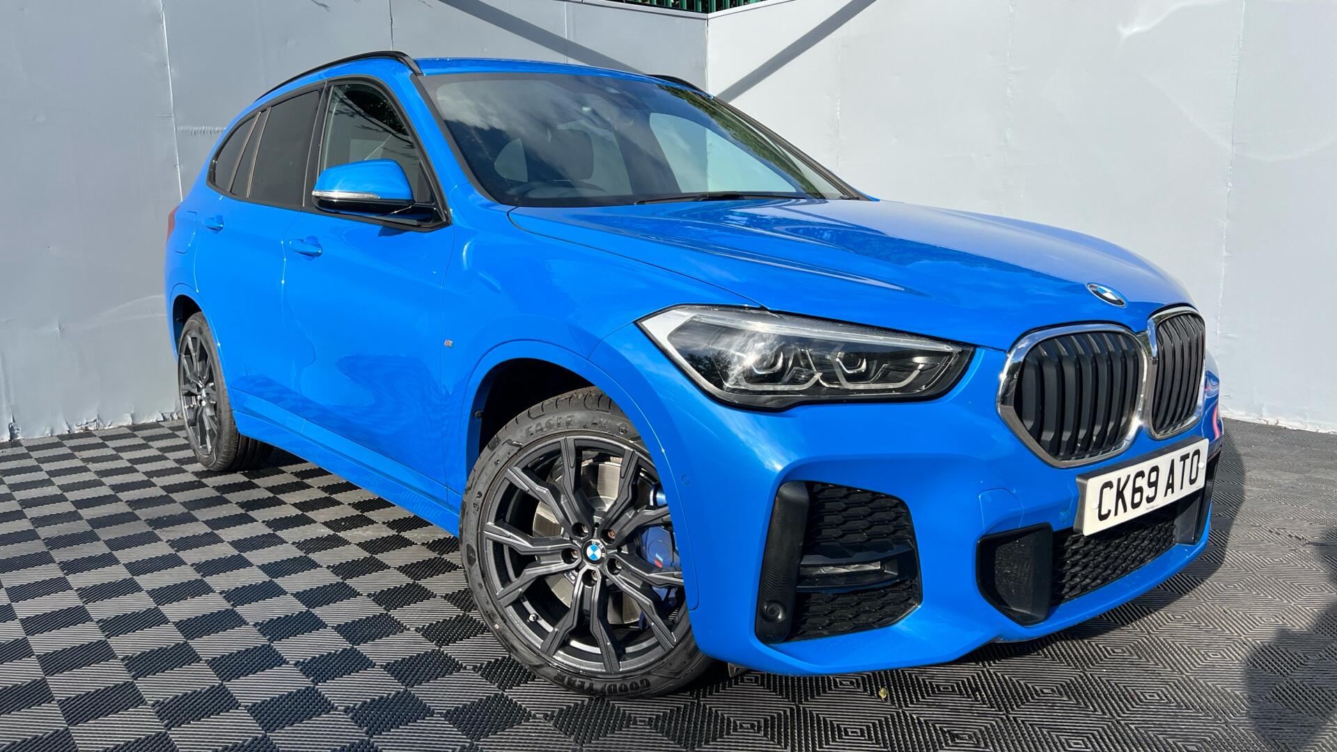 BMW X1 view 24