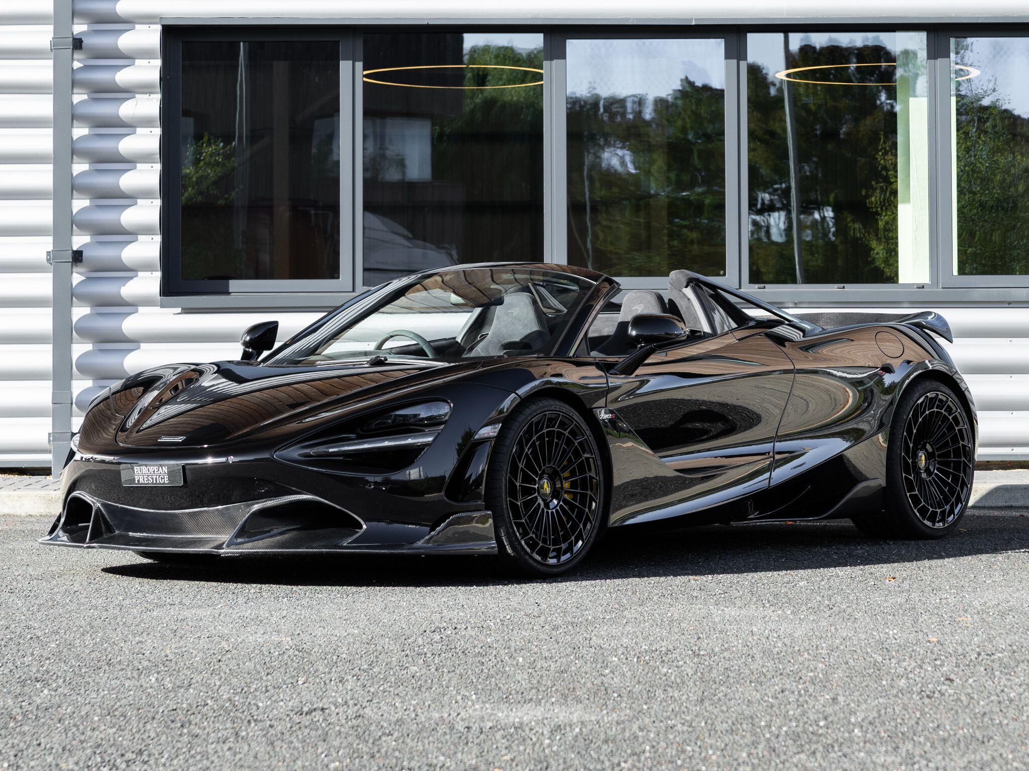 Mclaren 720s view 7