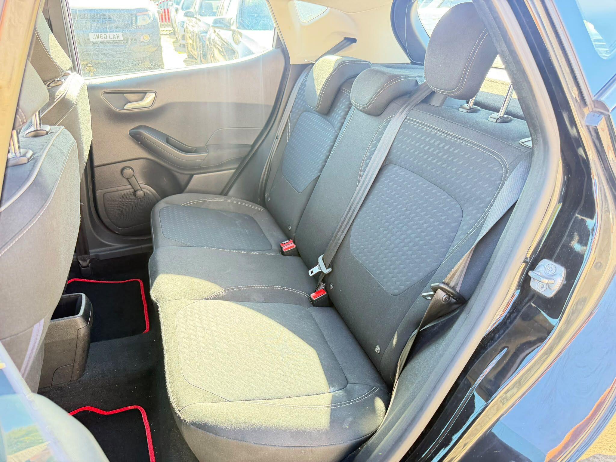 Ford Fiesta view 16