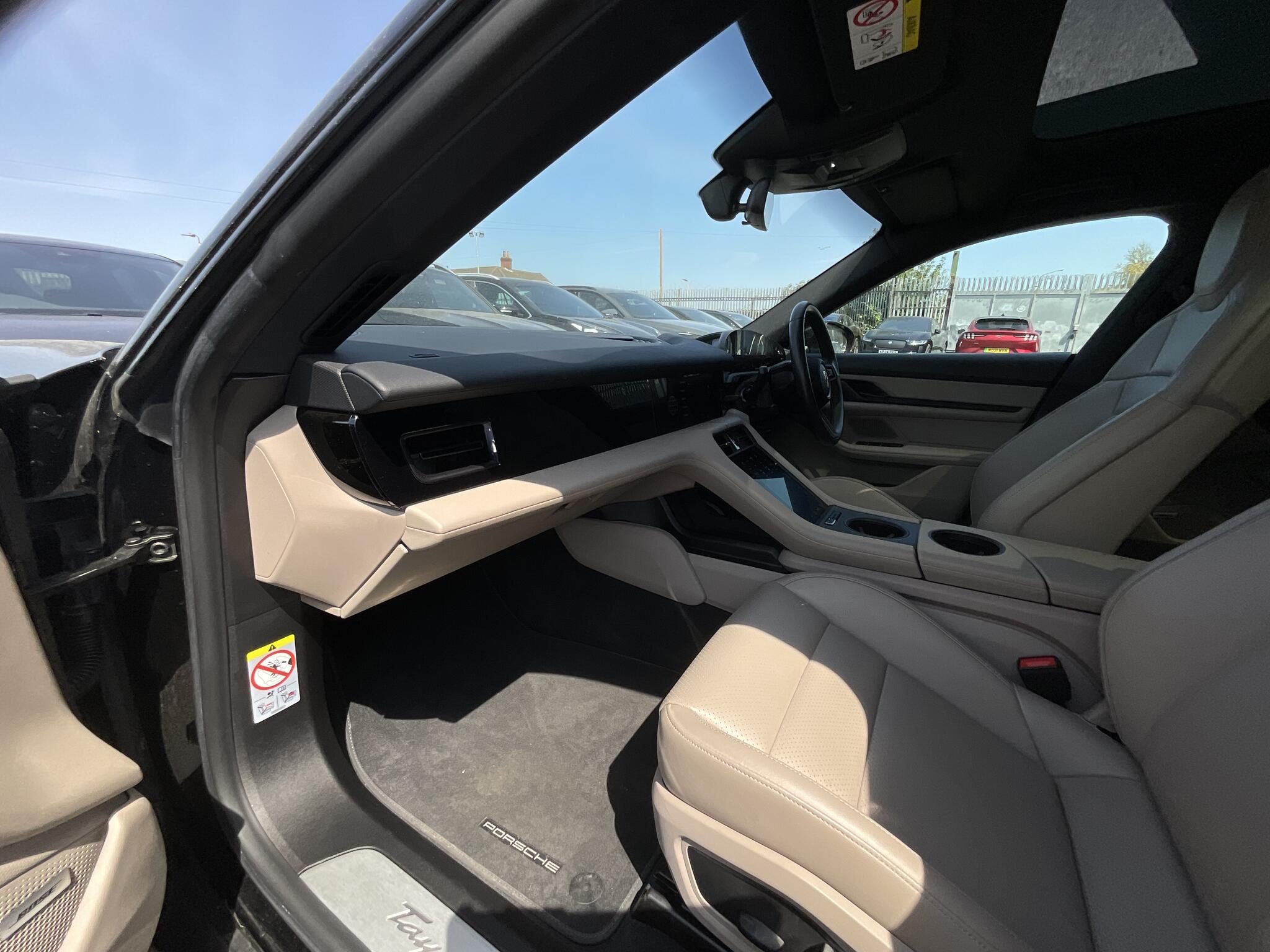 Porsche Taycan view 16