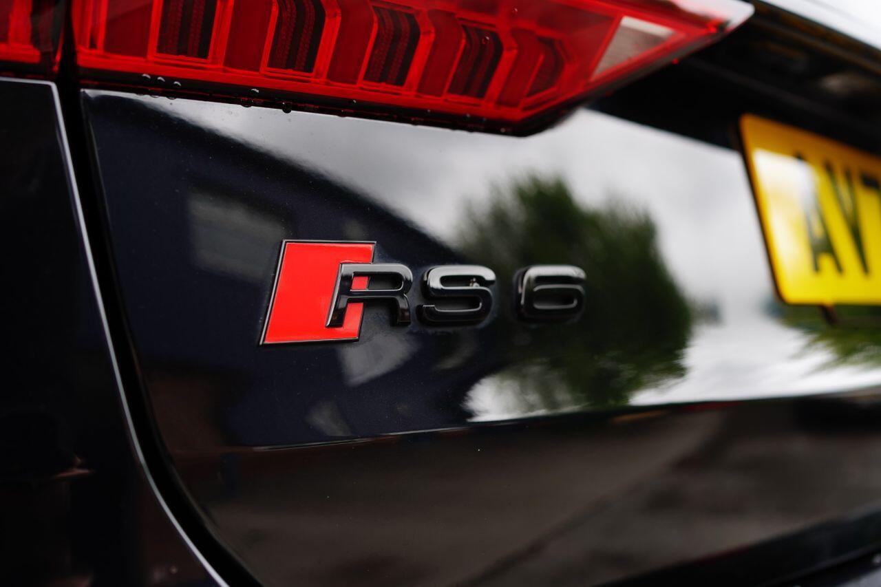 Audi RS6 view 23