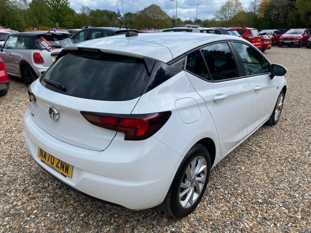Vauxhall Astra view 5