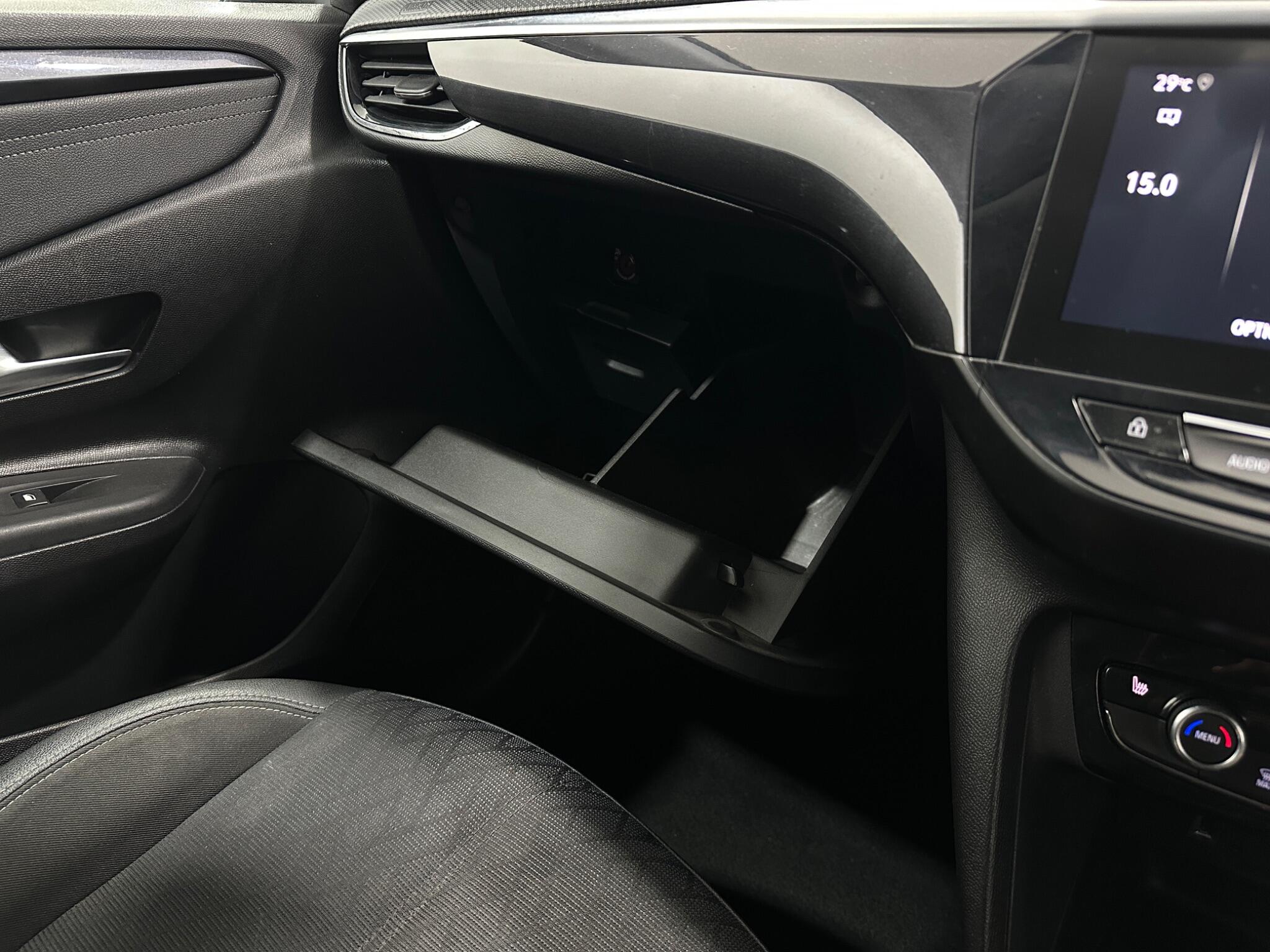 Vauxhall Corsa view 29