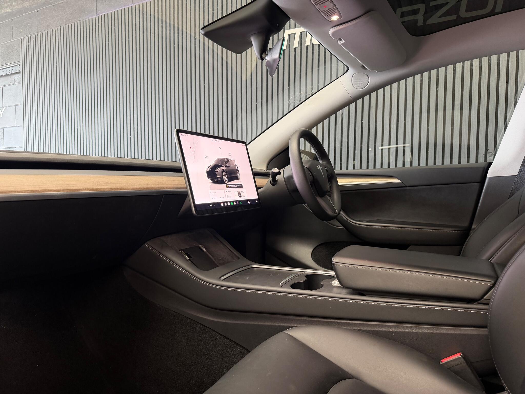 Tesla Model Y view 3