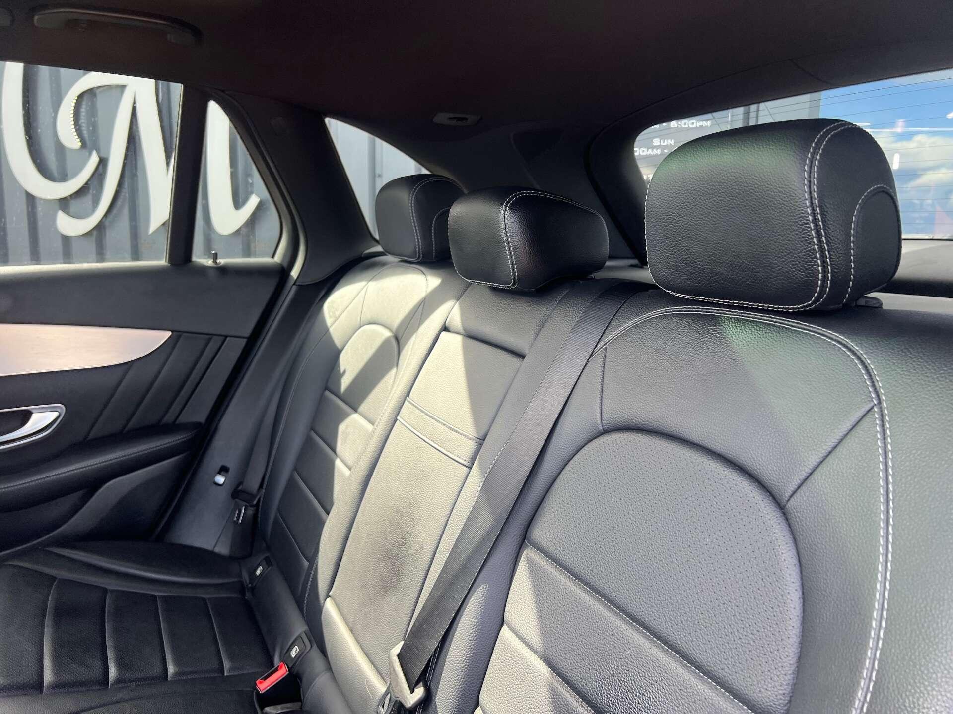 Mercedes-Benz GLC view 38