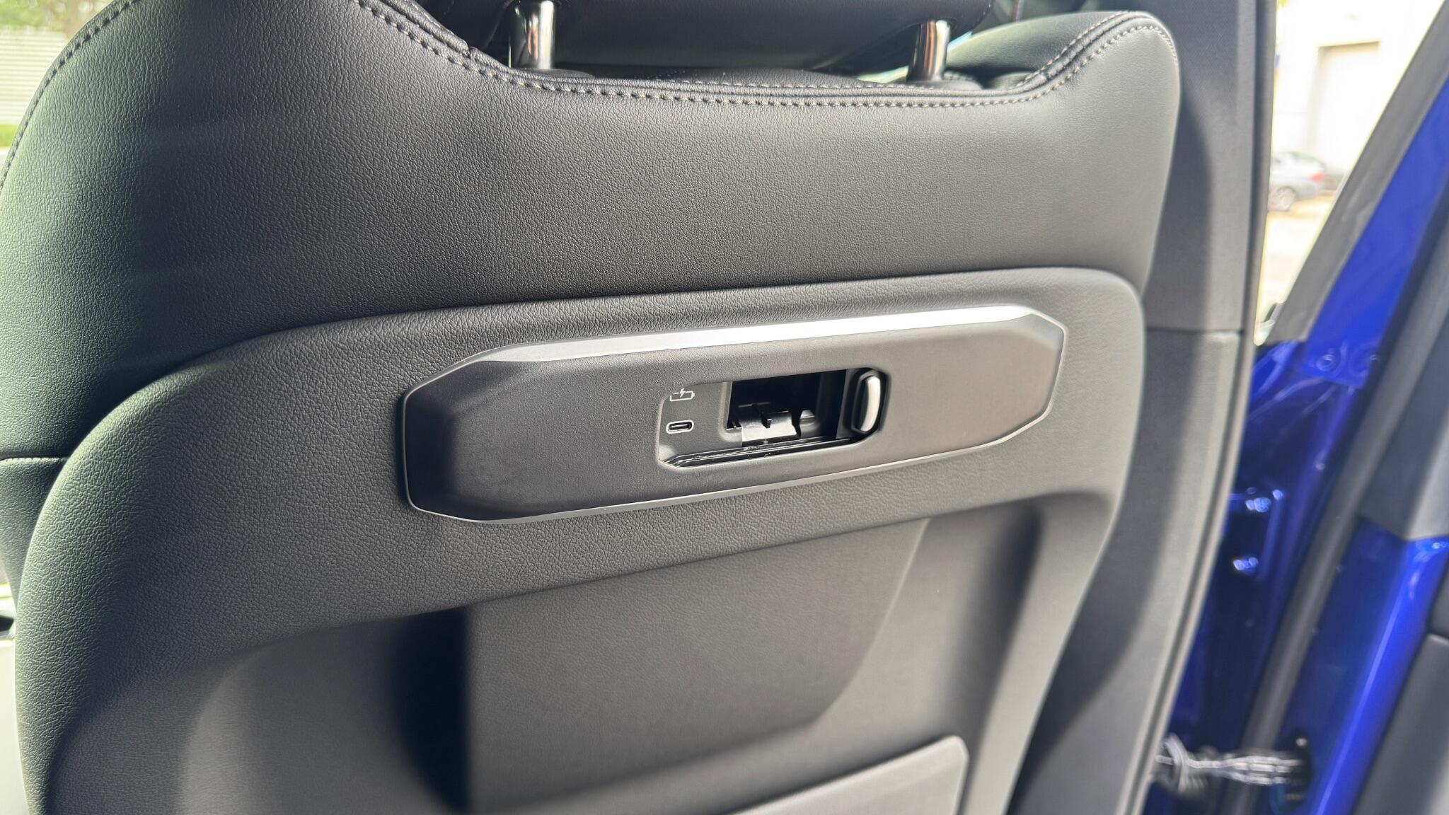 BMW X5 view 42