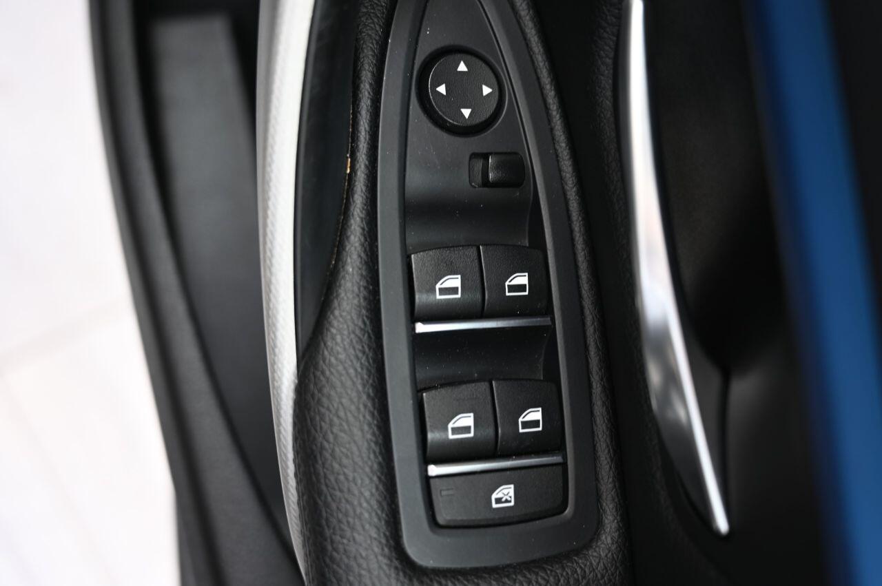 BMW 3 Series view 41