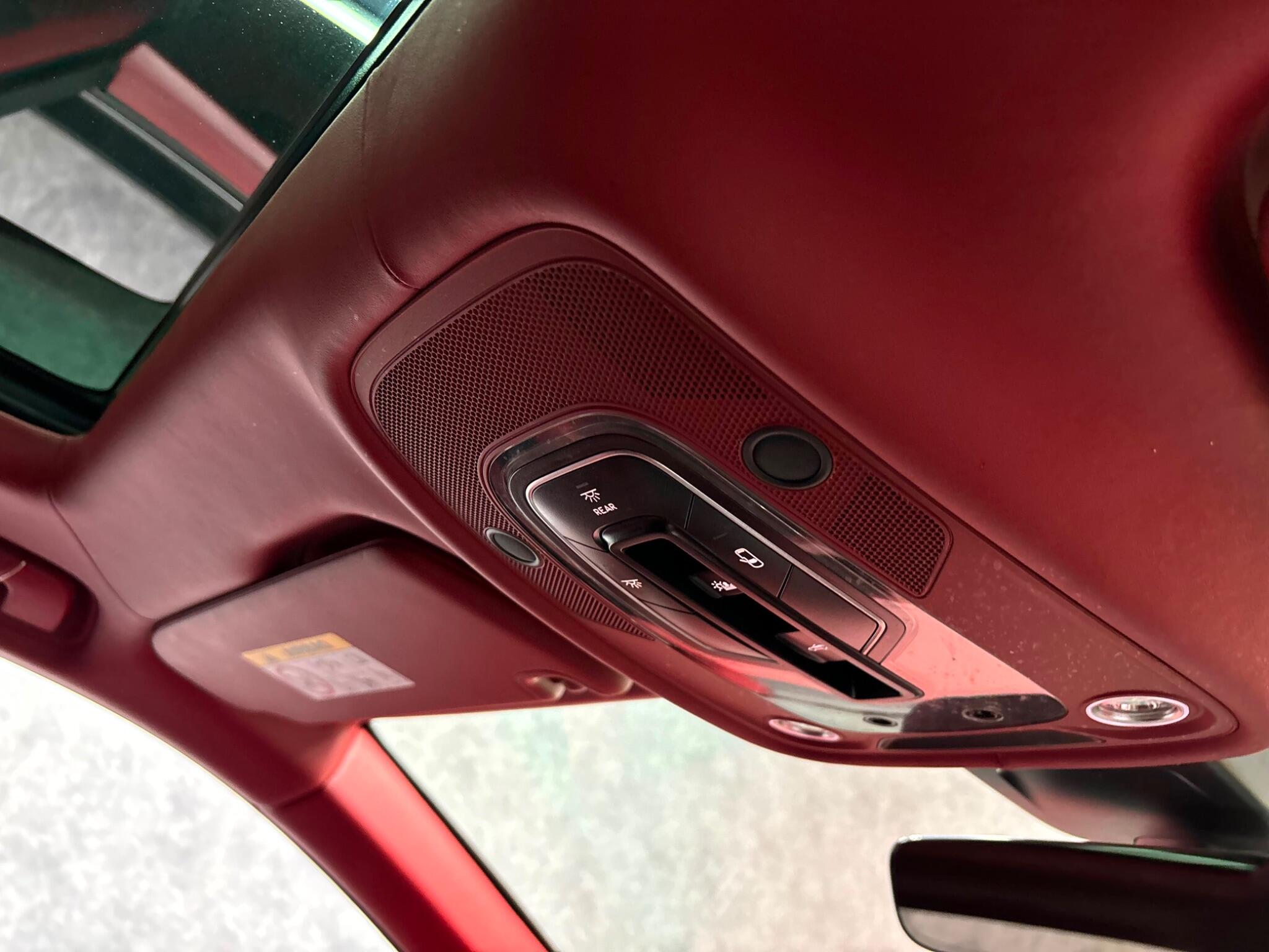 Bentley Bentayga view 39
