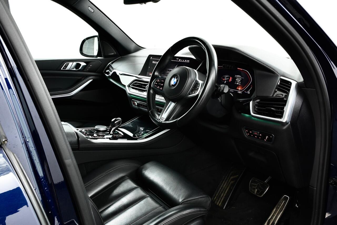 BMW X5 view 6