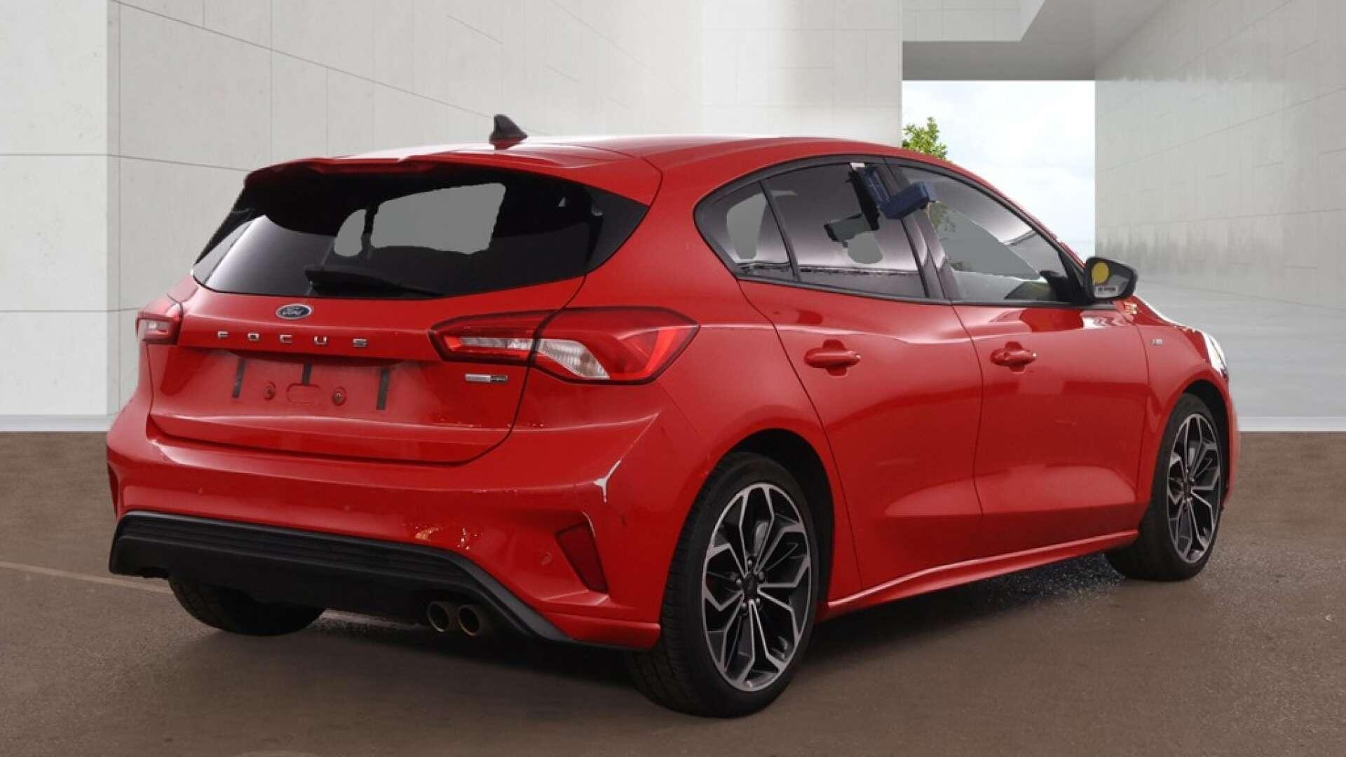 Ford Focus view 7
