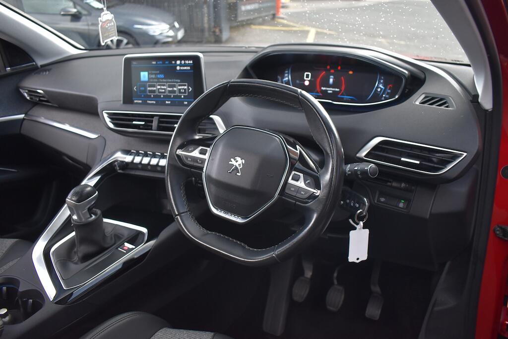 Peugeot 3008 view 10