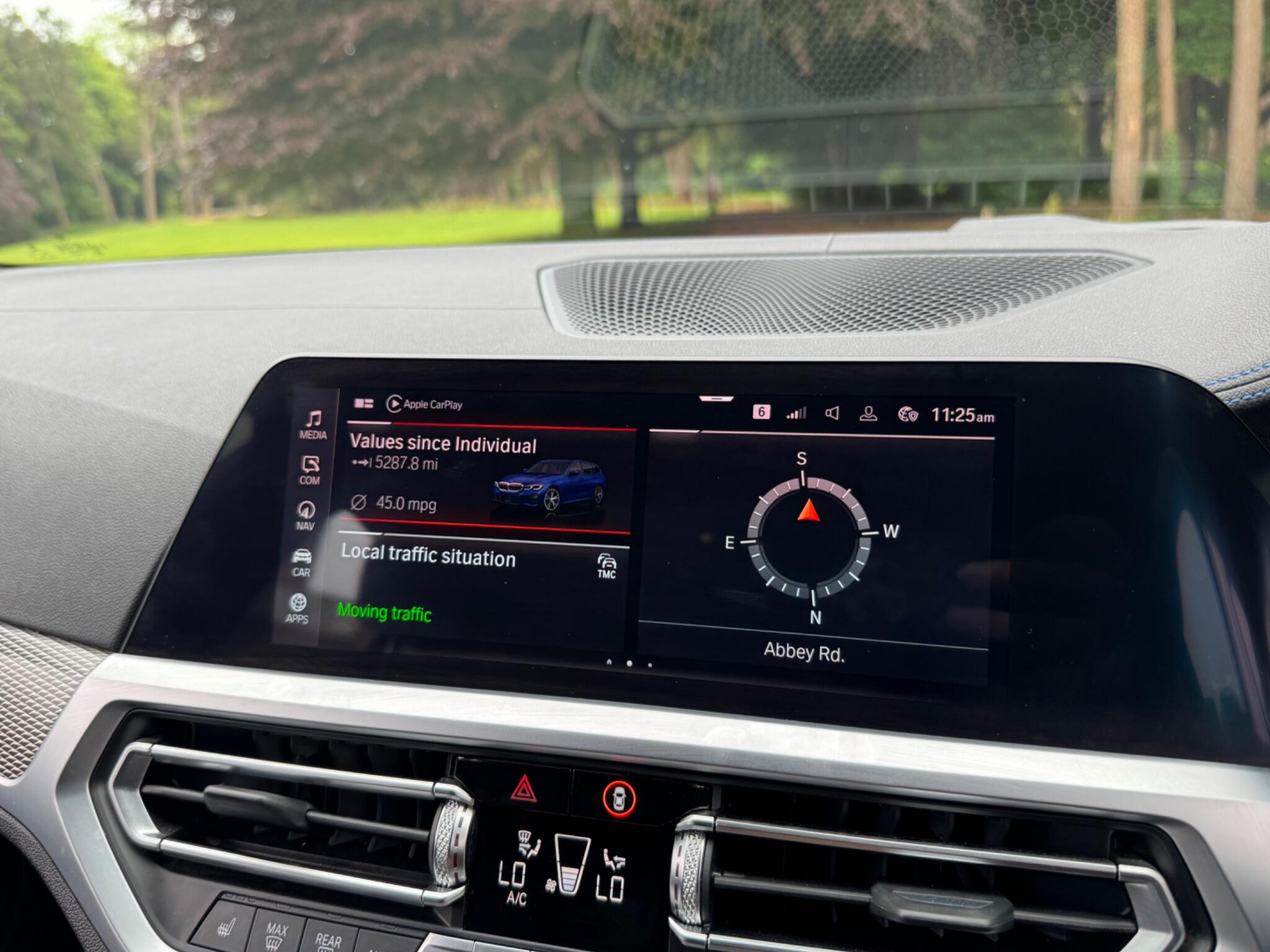 BMW 3 Series view 33