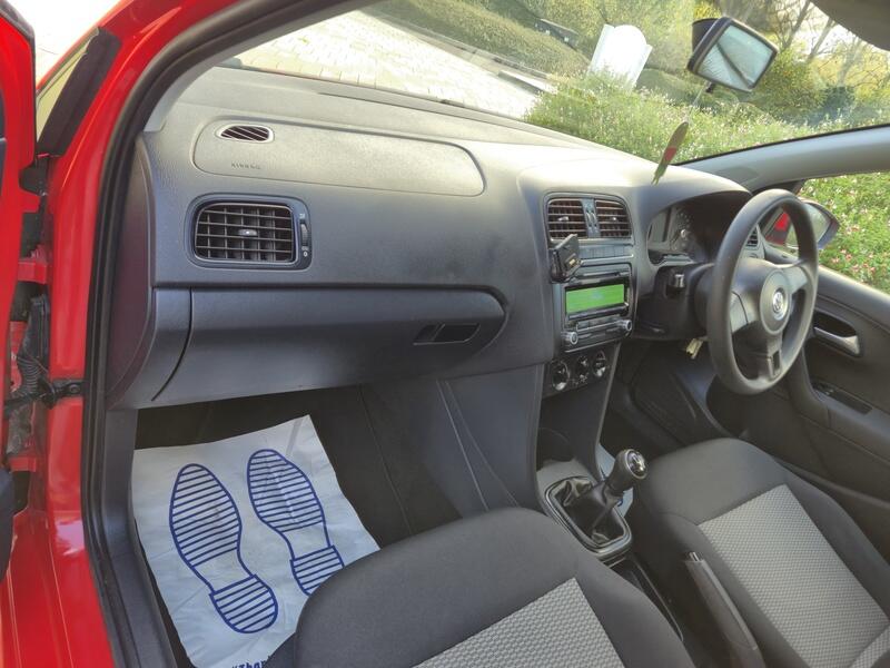2014 Volkswagen Polo image 18