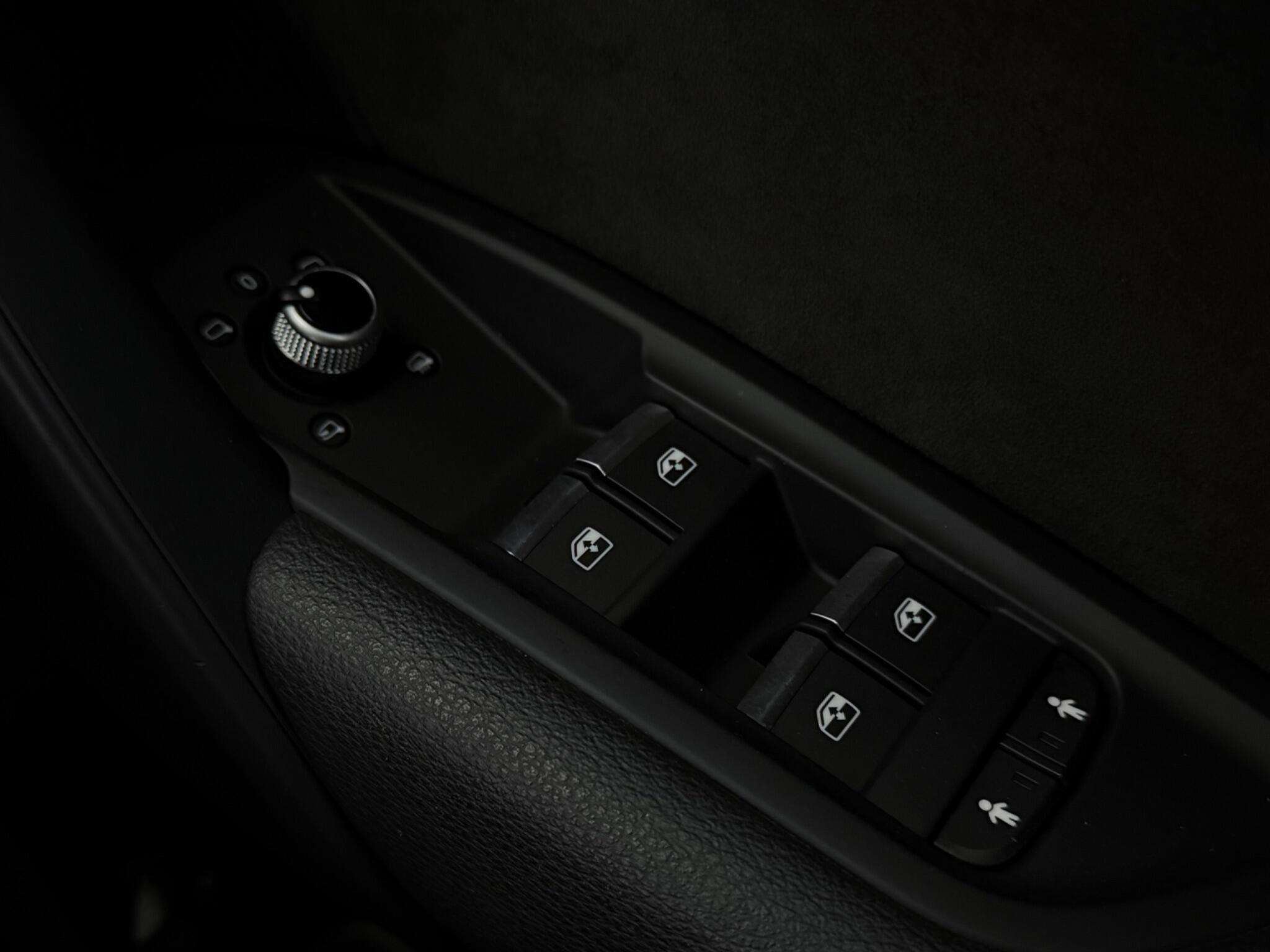 Audi Q5 view 17