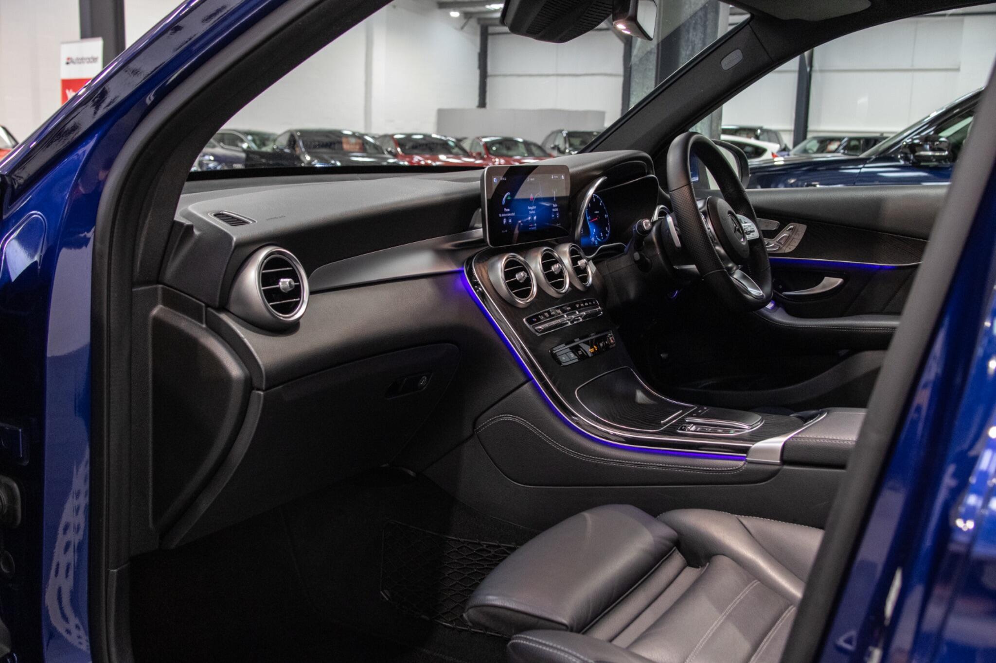 Mercedes-Benz GLC view 12