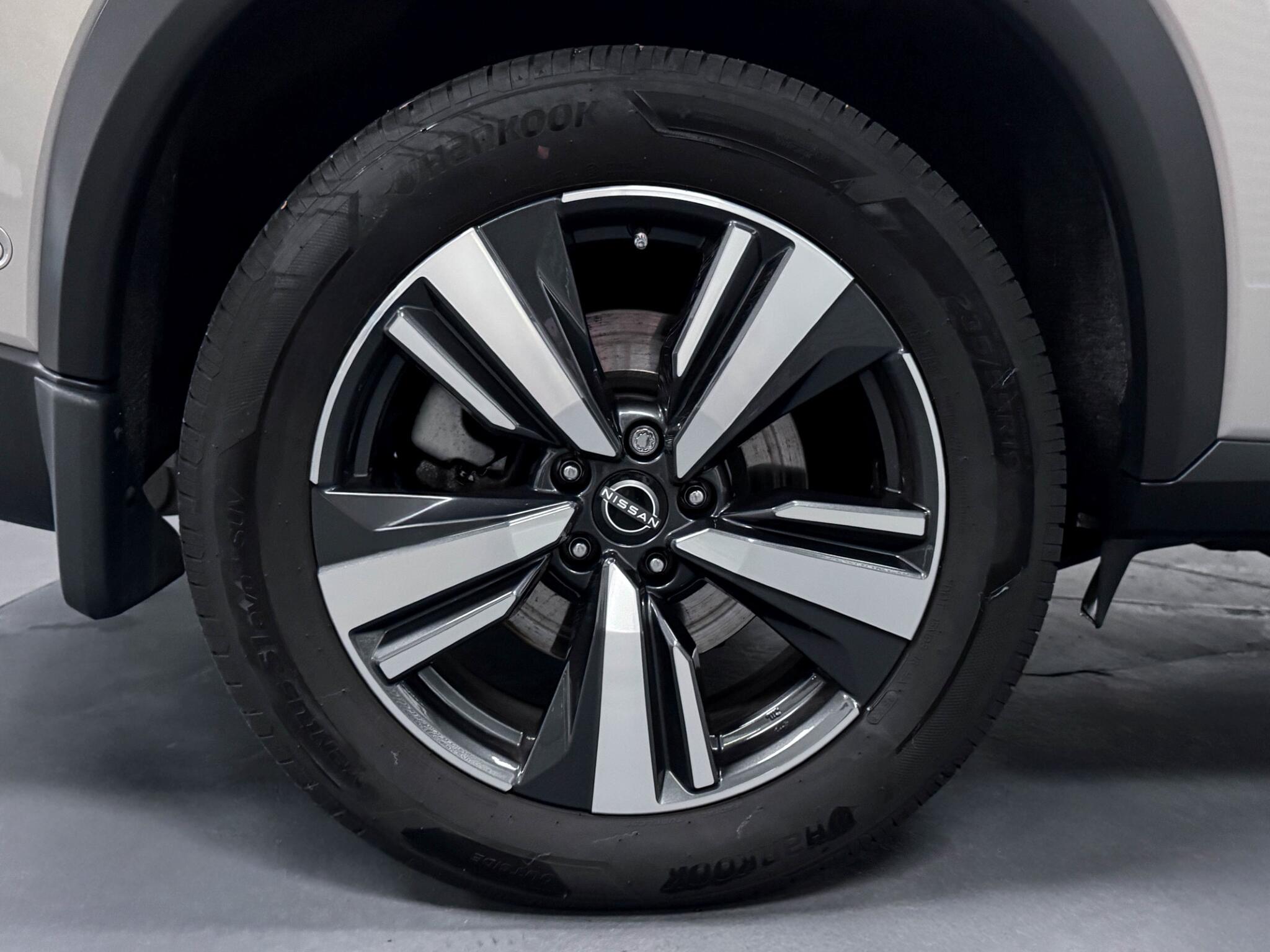 Nissan X-Trail view 50