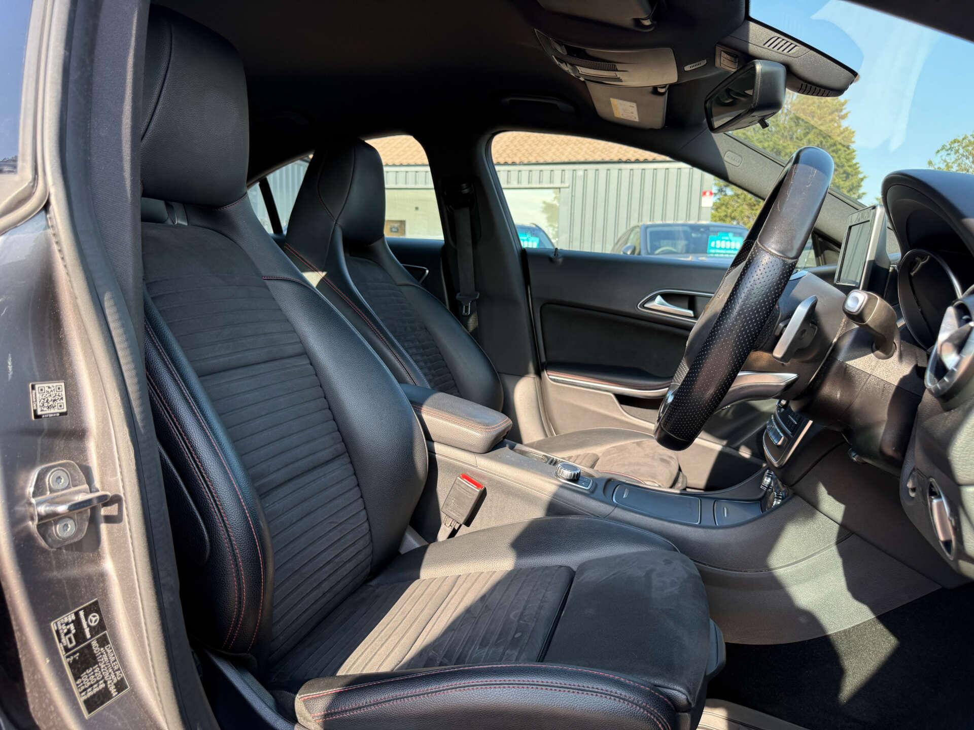 Mercedes-Benz CLA view 36