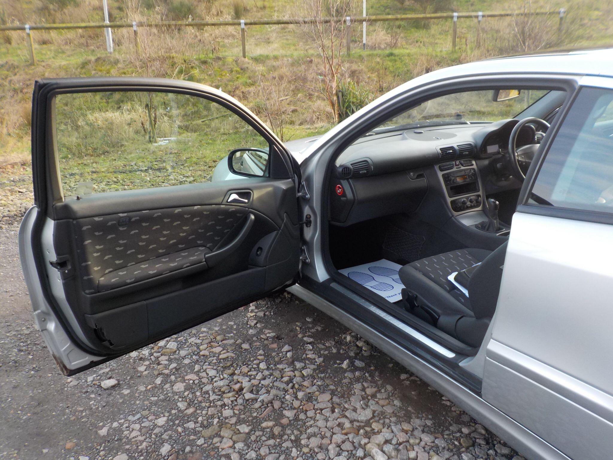 Mercedes-Benz C Class 2.0 C180 Sport 2dr