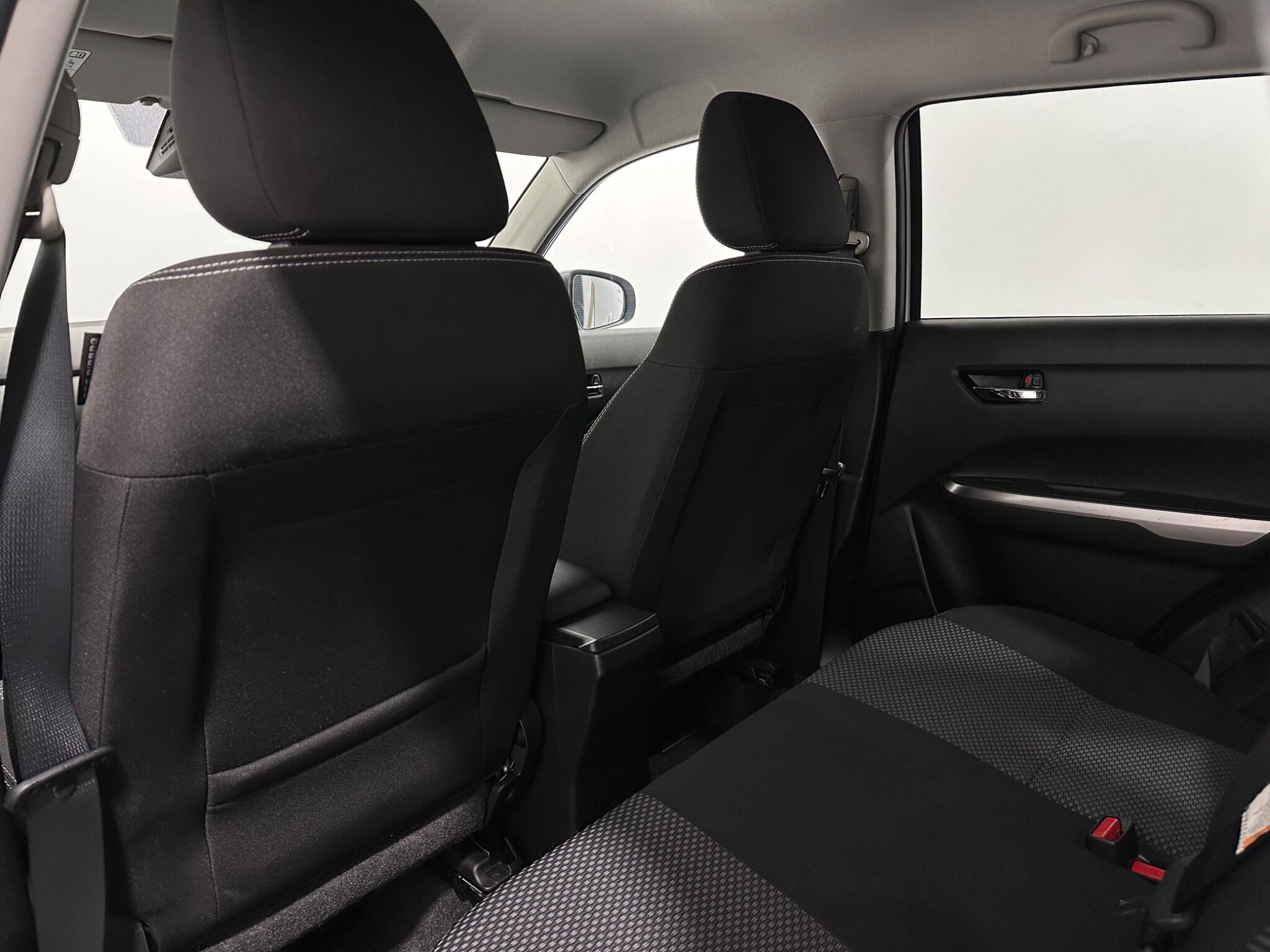 Suzuki Vitara view 36