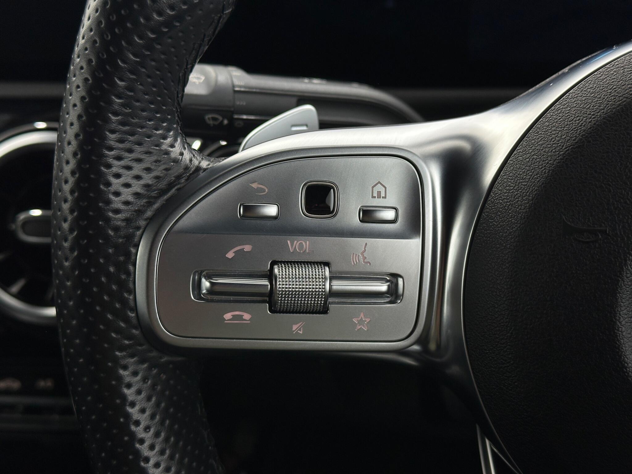 Mercedes-Benz Mercedes-Benz CLA view 15