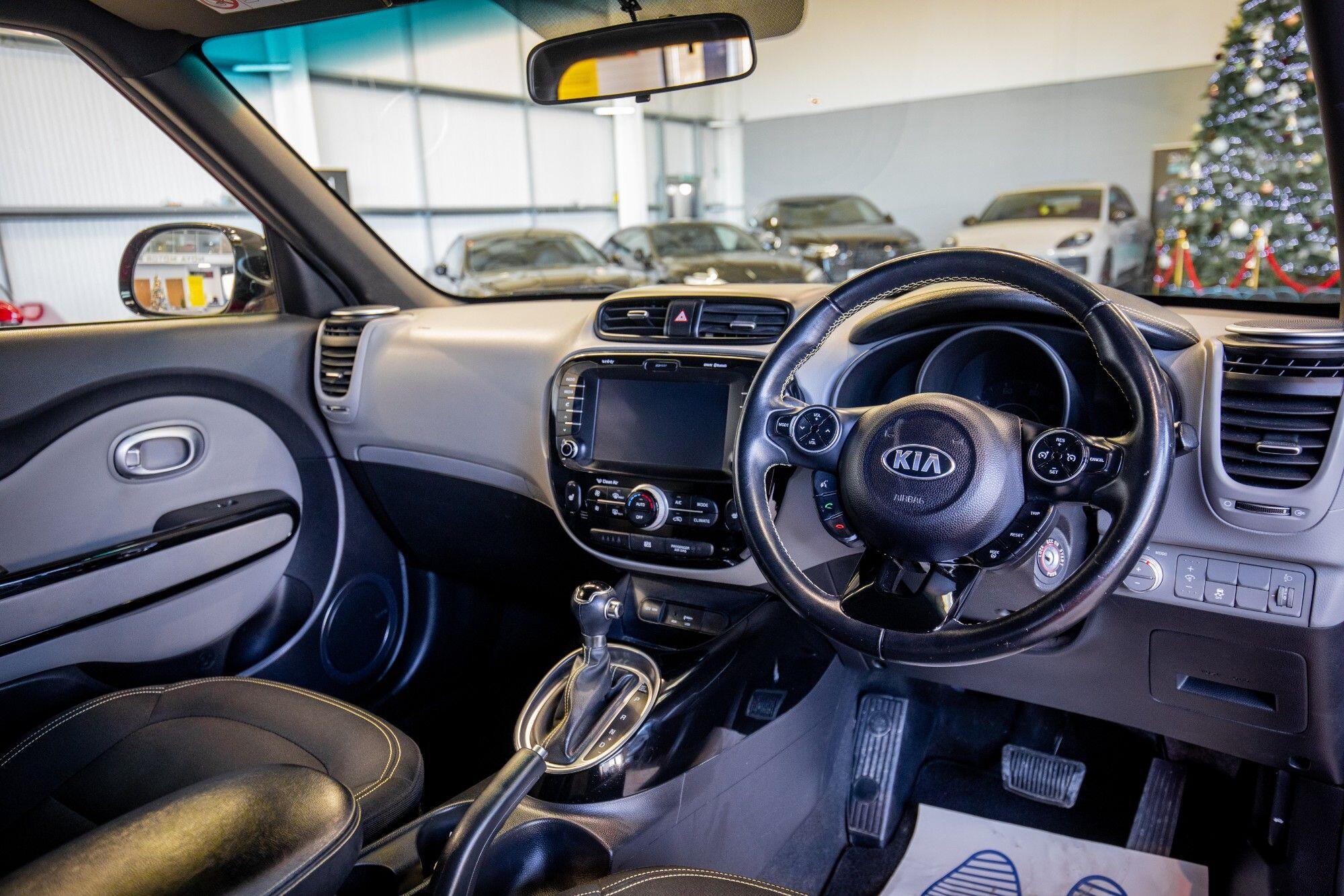Kia Soul view 2