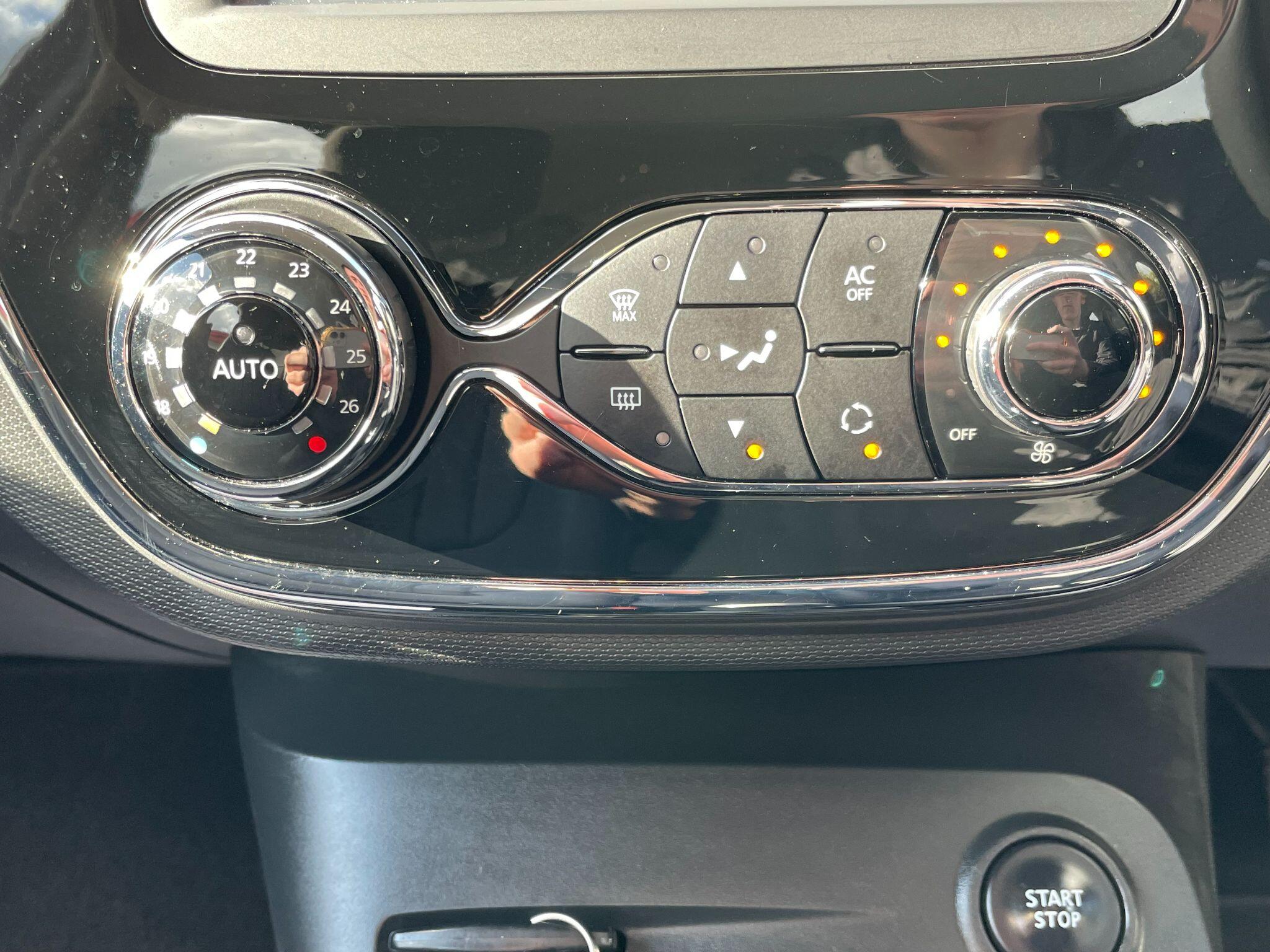 Renault Captur view 29