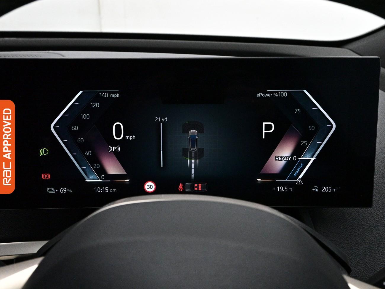BMW Ix view 12