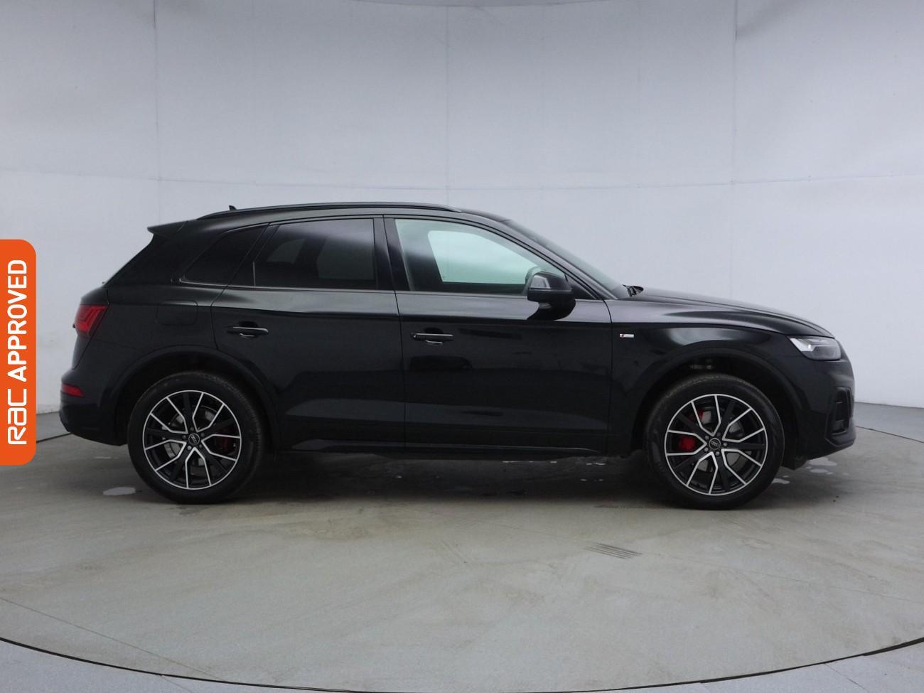 Audi Q5 view 6