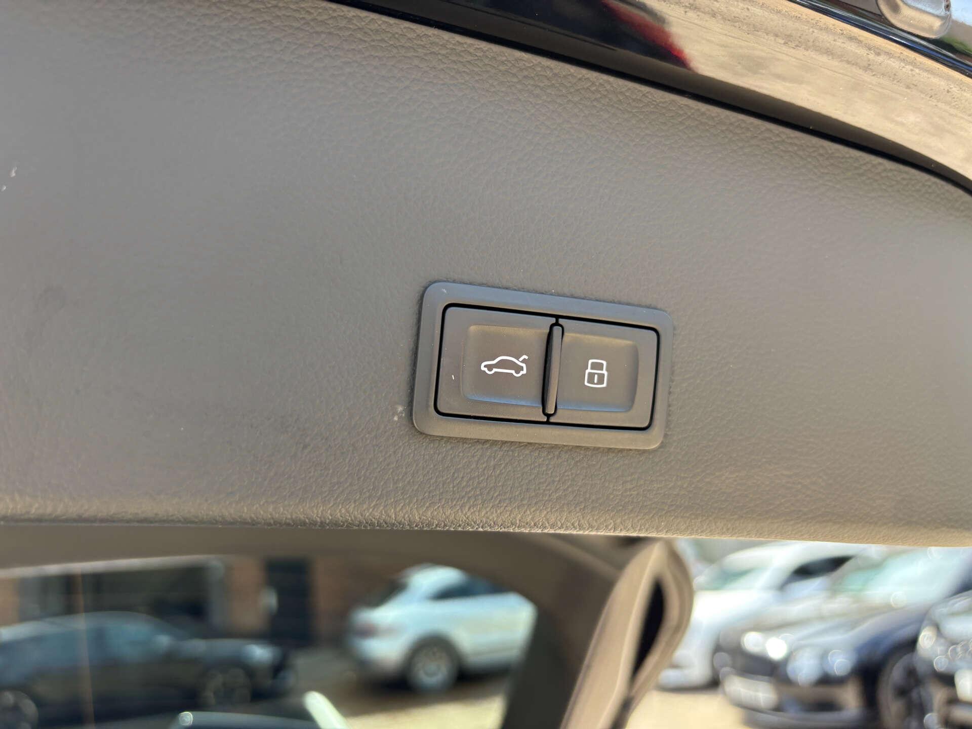 Audi RS6 Avant view 64