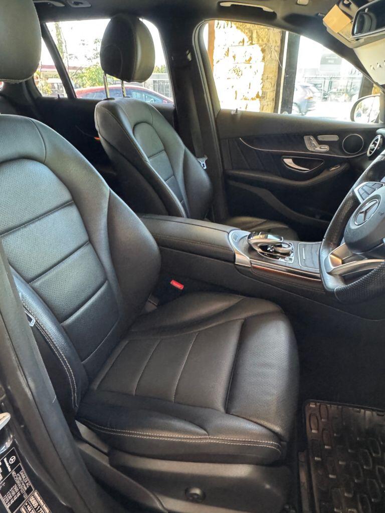 Mercedes-Benz GLC view 7