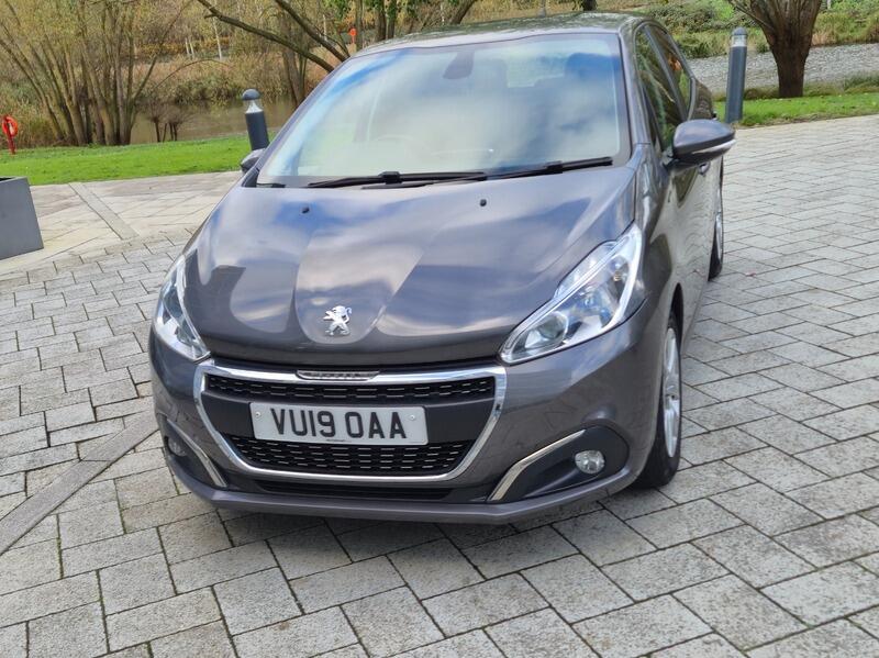2019 Peugeot 208 1.2 PureTech Signature Euro 6 (s/s) 5dr • 53,000 miles image 9