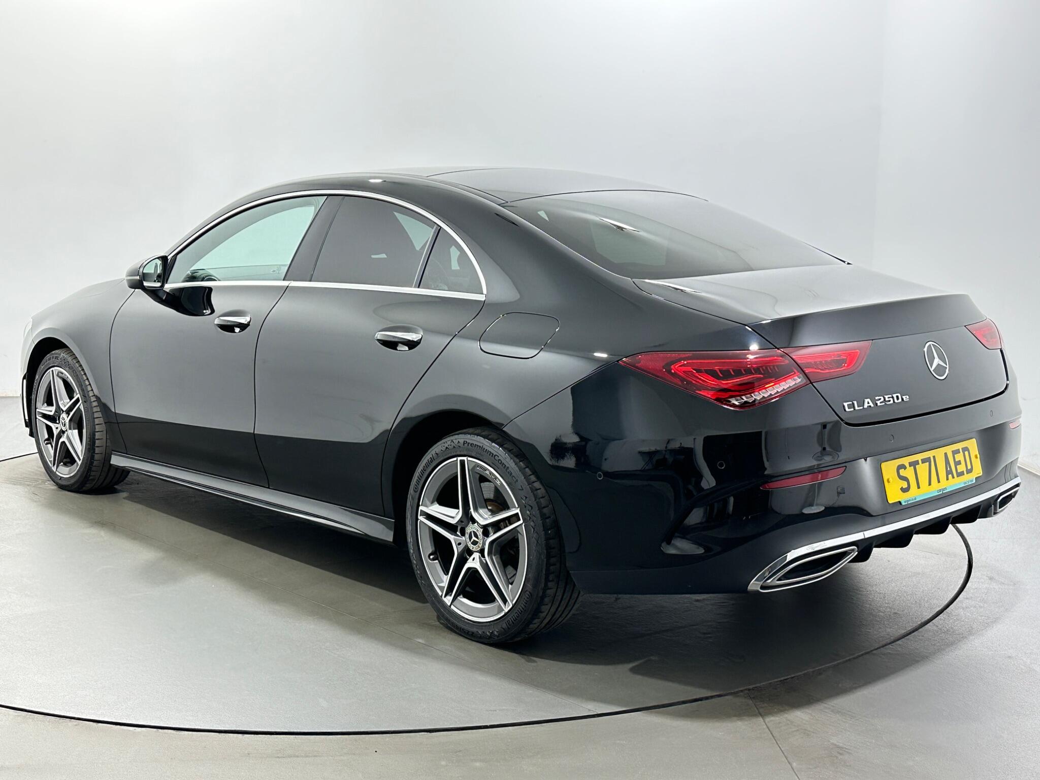 Mercedes-Benz Cla view 6