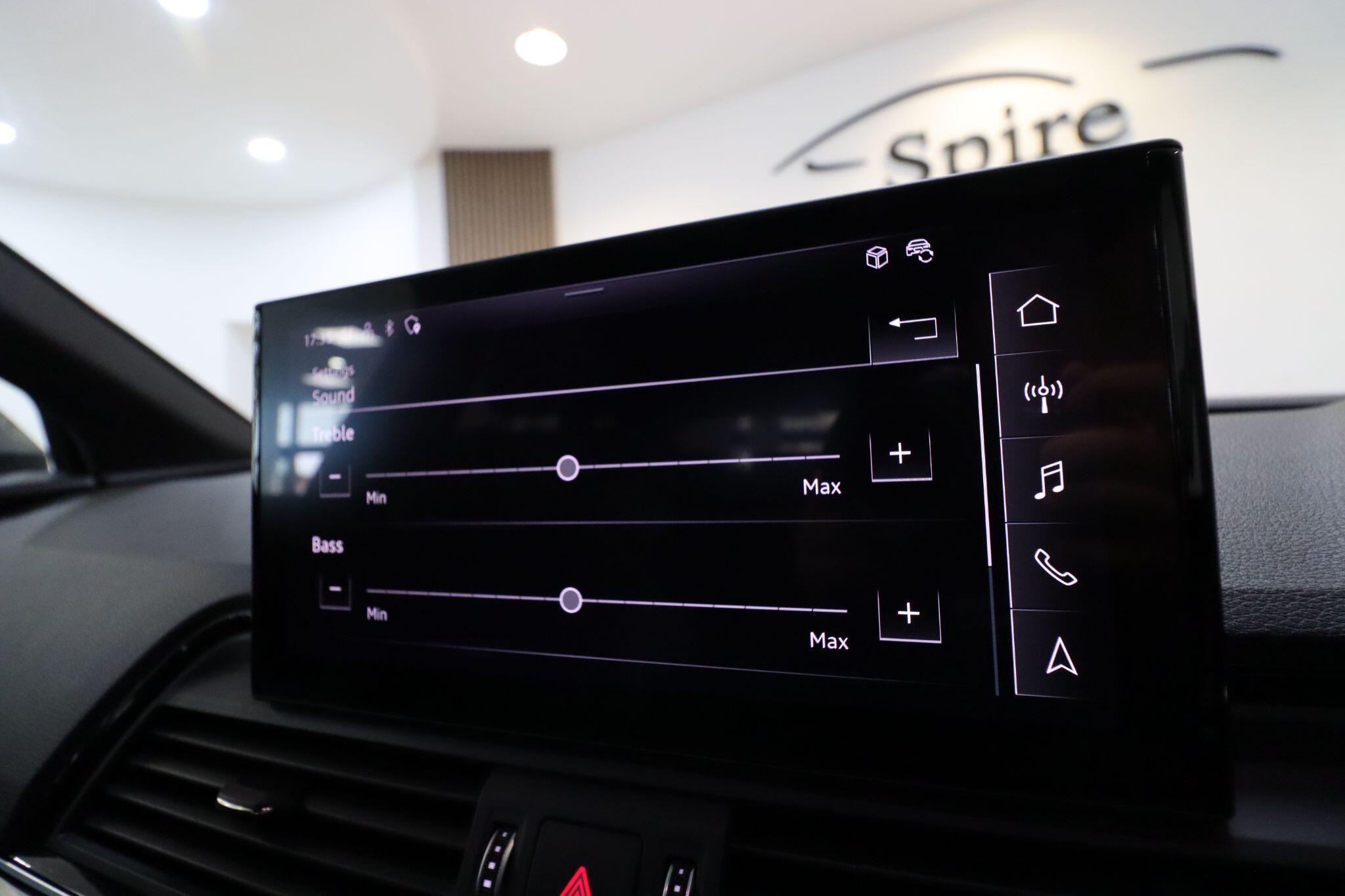 Audi Q5 view 33