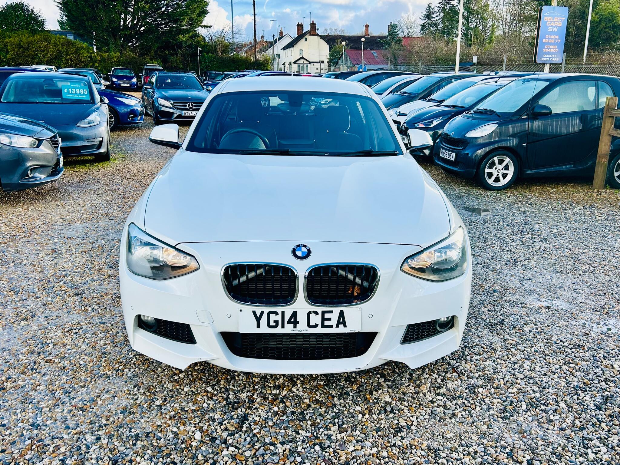 BMW 1 Series view 4