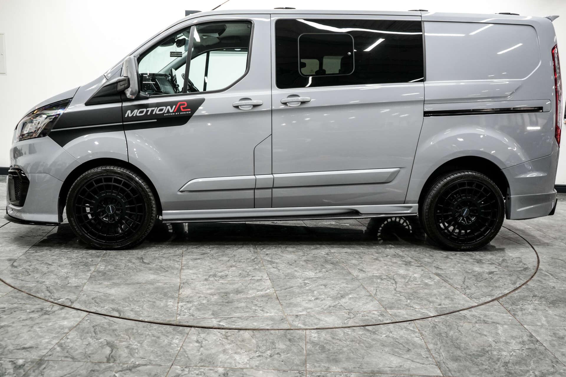 Ford Transit Custom view 3