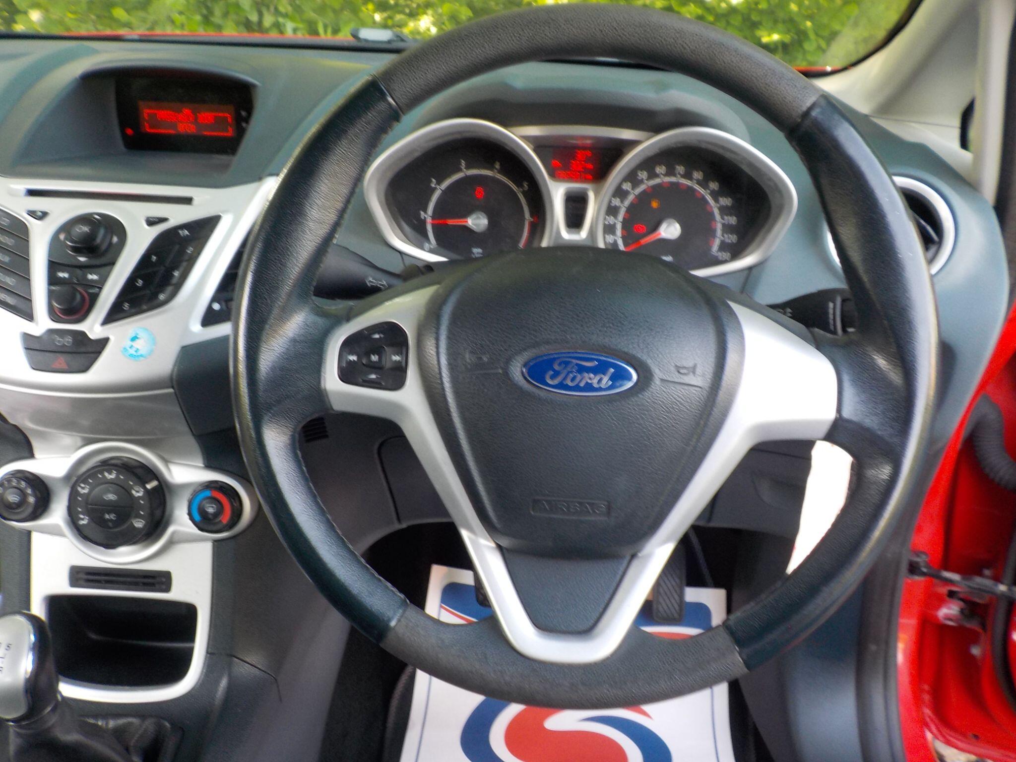 Ford Fiesta 1.25 Zetec 5dr