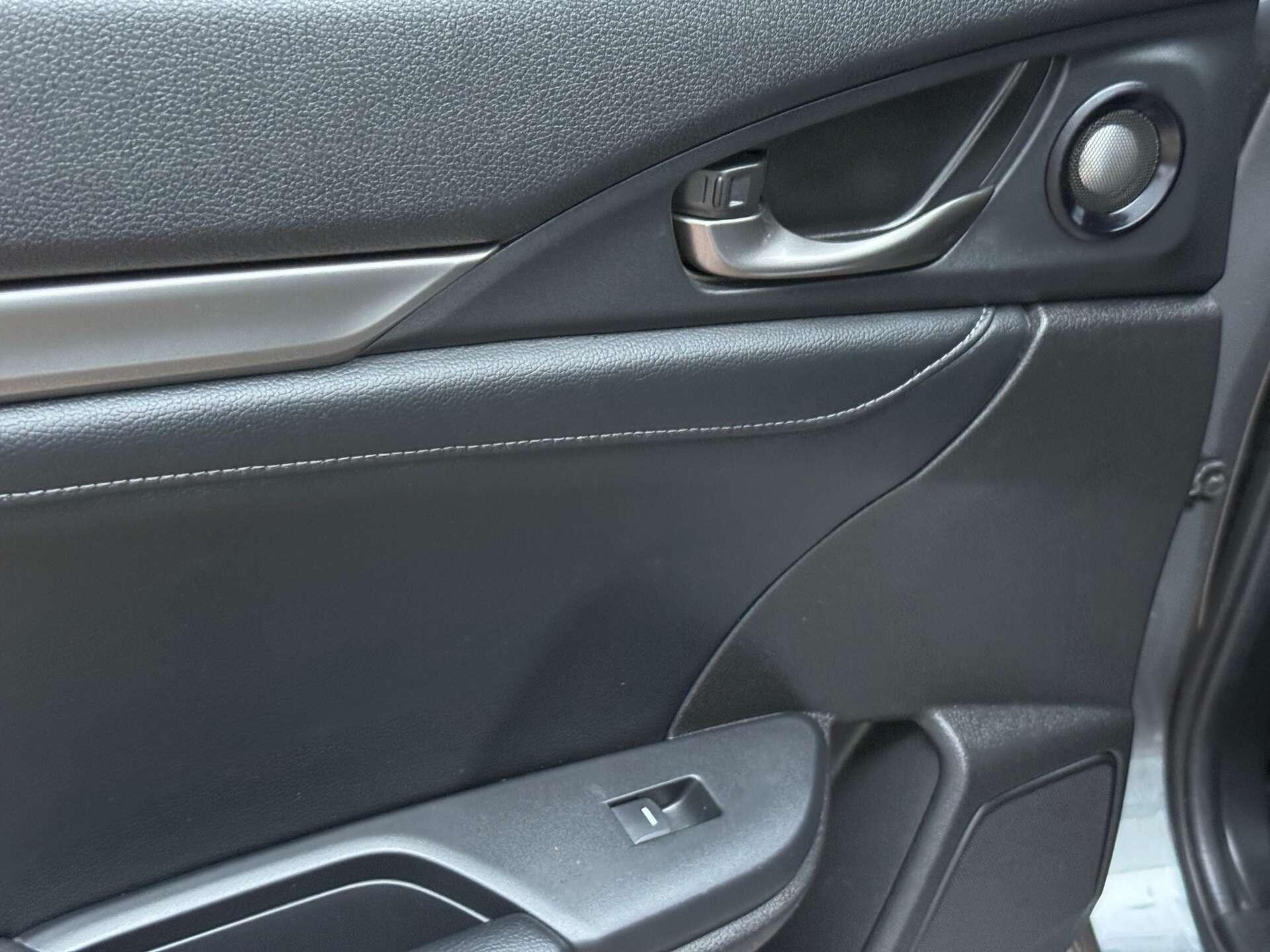 Honda Civic view 33