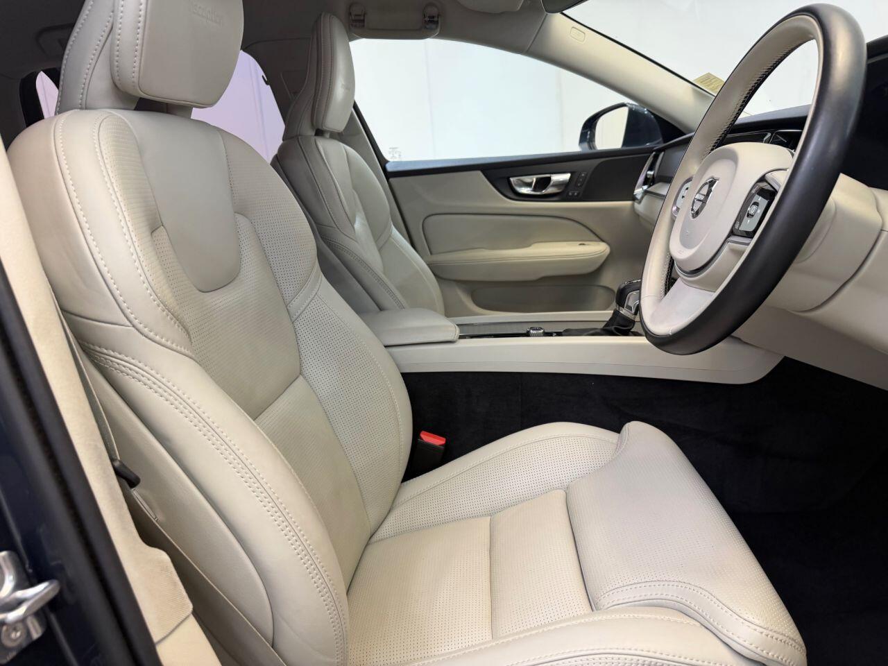 Volvo V60 view 18
