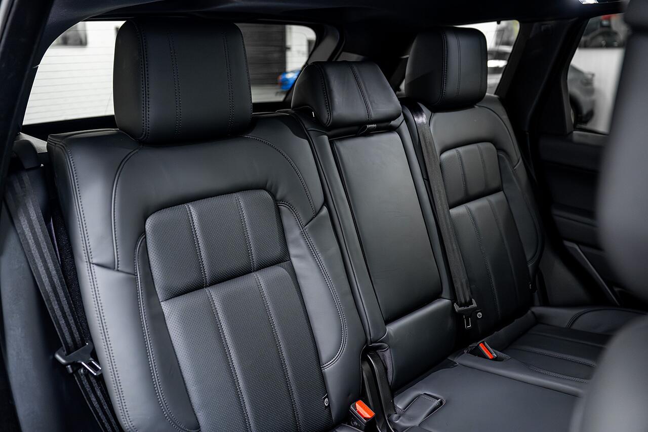 Land Rover Range Rover Sport view 19