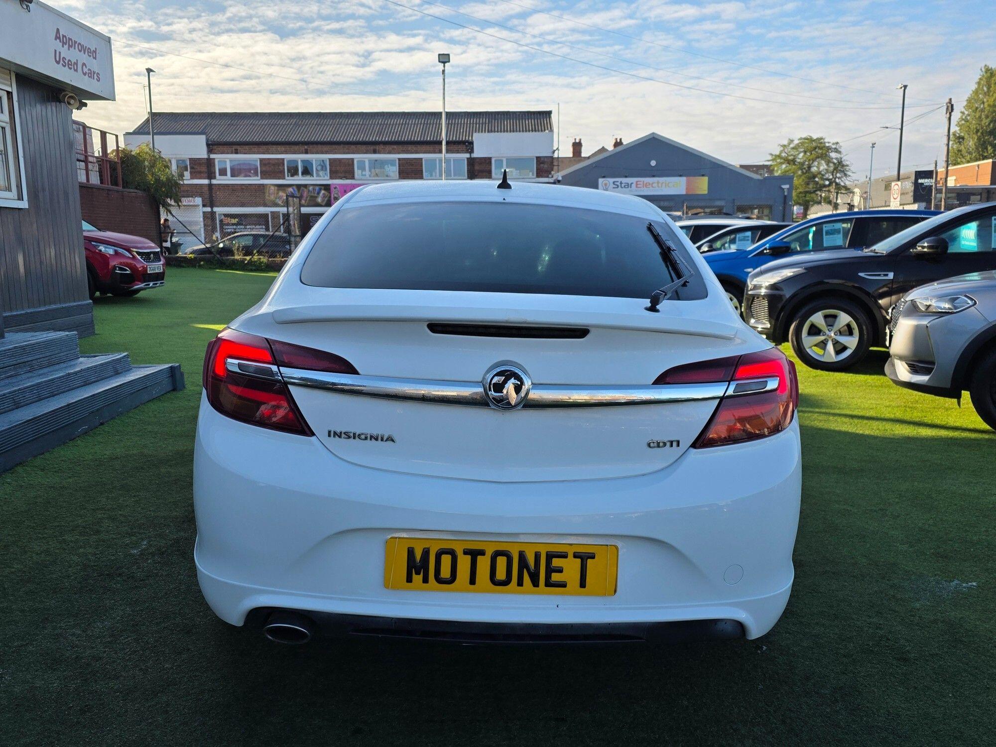Vauxhall Insignia view 6