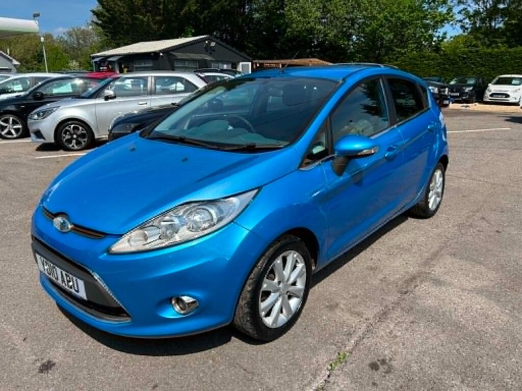 Ford Fiesta view 5