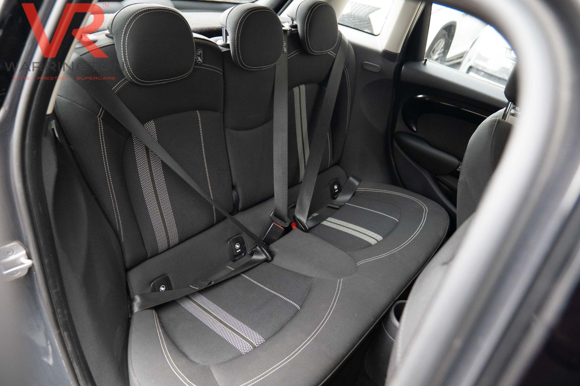 Mini Cooper view 20