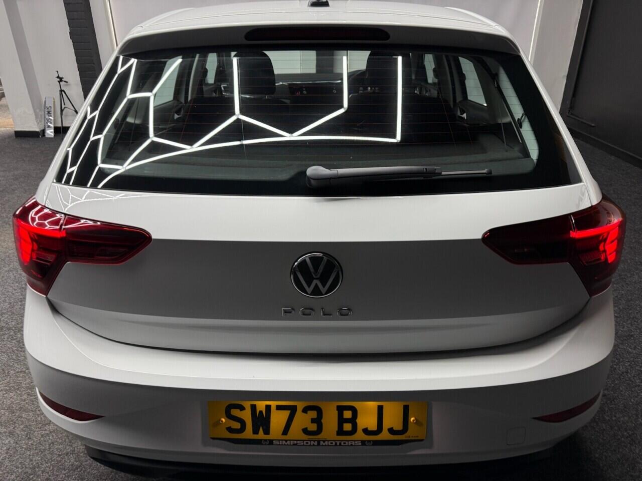 Volkswagen Polo view 10